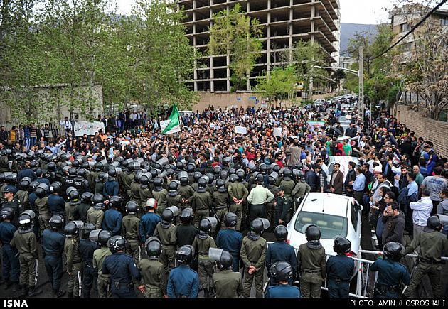 Angry Iranian Protesters Gathered in front of Saudi Mission in Tehran 